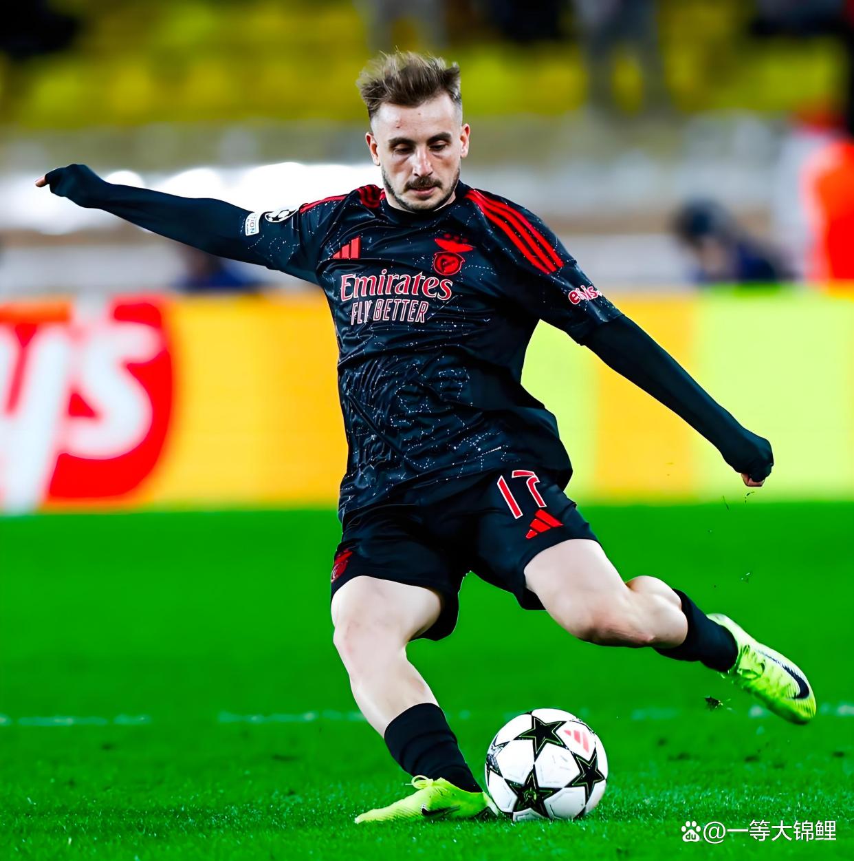 爱游戏中国-里程碑夜！费耶诺德绝杀压哨，葡超转会期刷纪录，球迷炸锅，控场能力受关注的简单介绍