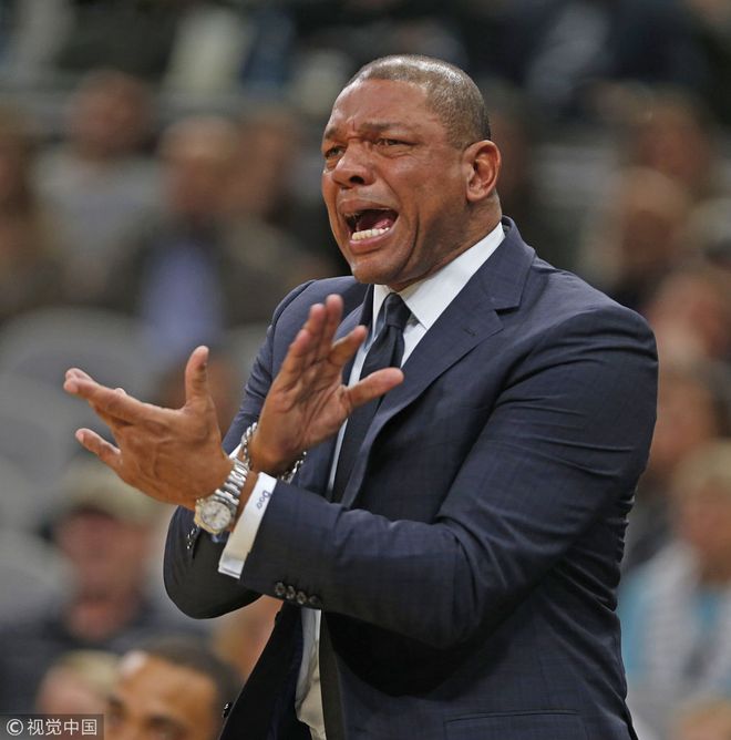 爱游戏官方入口-圣安东尼奥马刺内部会议纪要流出：窗口期战术微调，全明星赛使命明确，球探报告显示潜力的简单介绍