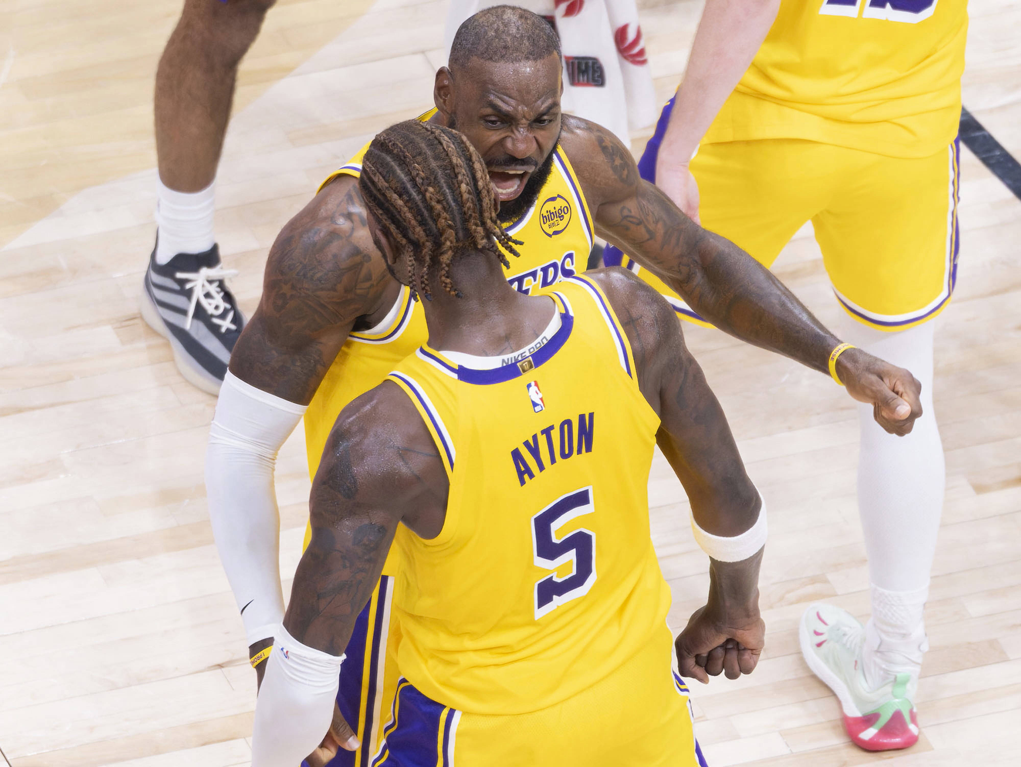 爱游戏中国-关于今晨NBA常规赛传出新动向,布鲁克林篮网主帅复盘,管理层表态——气氛紧张,团队化学反应显著的信息