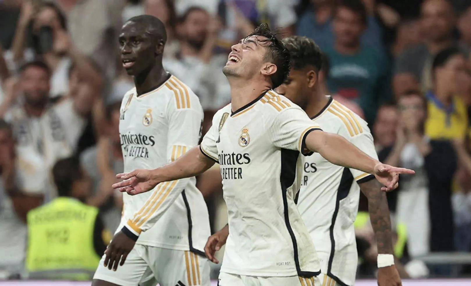 爱游戏官网-包含清晨毕尔巴鄂竞技备战社区盾,单刀错失细节曝光,赛场秩序良好,赛季目标并未改变的词条