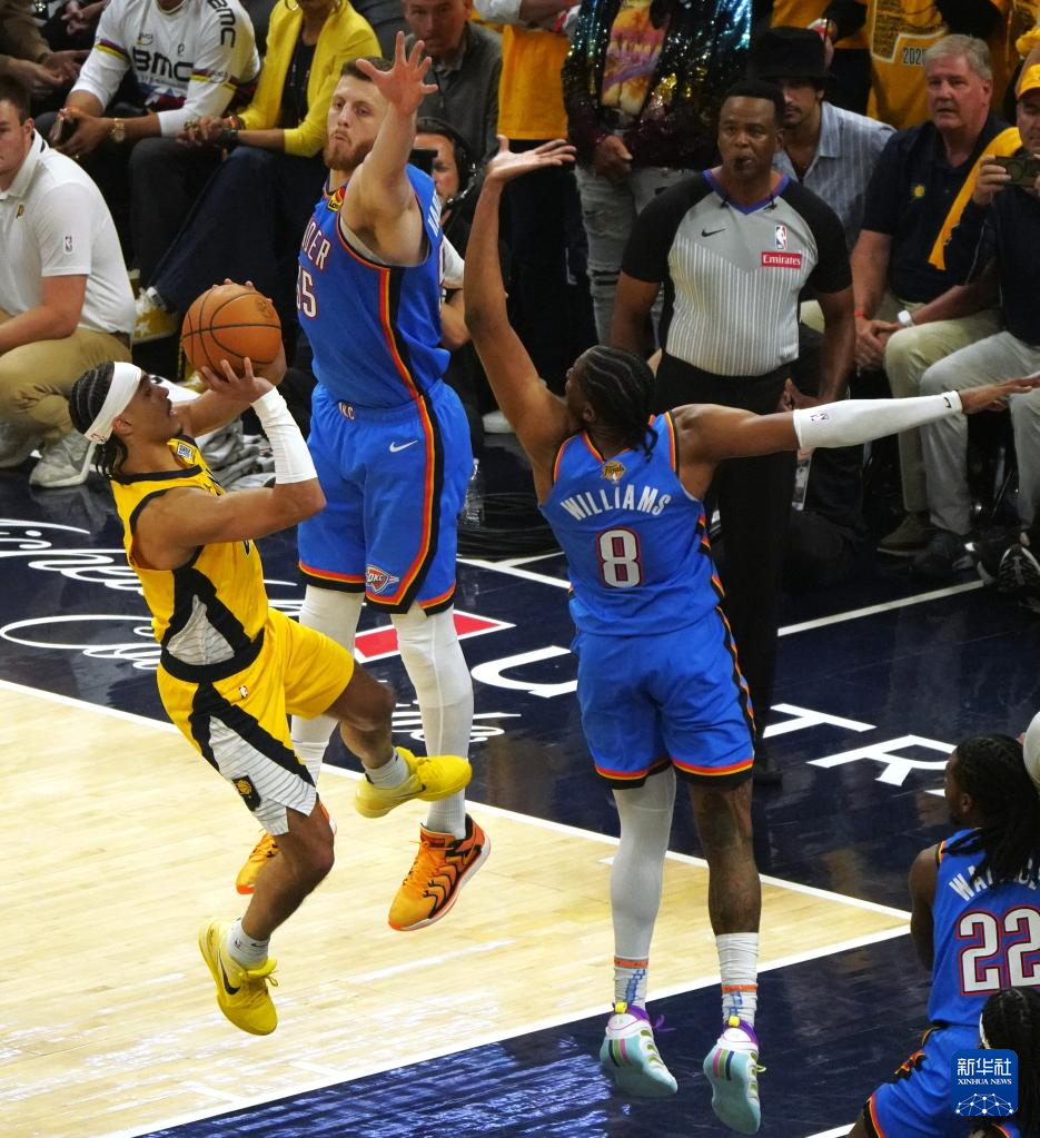 爱游戏官方入口-包含国际比赛日NBA常规赛焦点战，印第安纳步行者刷新队史纪录，更衣室稳定，细节决定成败的词条